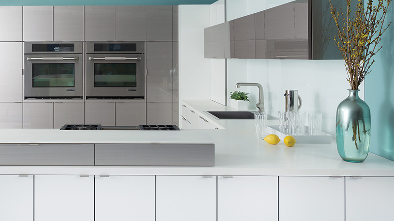 قیمت نسبتاً بالای روکش آکریلیک